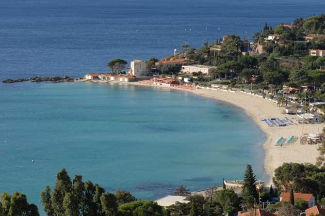 Apartmán Au Coin De L'Olivier Le Lavandou Exteriér fotografie